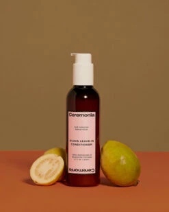 Guava Leave-In Conditioner Après-Shampoing Sans Rinçage -Dermalogica Boutique 0332 Ceremonia GUAVA CONDITIONER INGREDIENTS SH 04 TAN BACKDROP 026