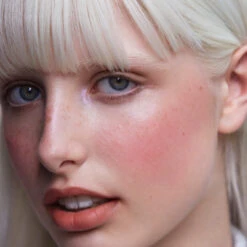 Bisou Blush Crème -Dermalogica Boutique 3vfr bisou blush aissa carre