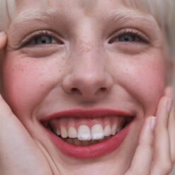 Bisou Blush Crème -Dermalogica Boutique 3vfr bisou blush ines carre