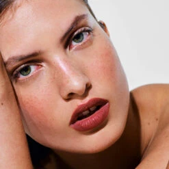 Le Velours Crème à Lèvres -Dermalogica Boutique 5Velours Carre