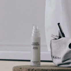 Renewing Day Cream Crème De Jour Anti-Âge 9 Renewing Day Cream Crème De Jour Anti-Âge -Dermalogica Boutique Encart inspi SK Renewing 22 Day 2