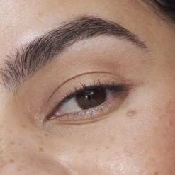 Liquid Powder Matte Eye Tint Fard à Paupières Crème Mat -Dermalogica Boutique Liquid Powder Matte Comparision Grid ADOBE