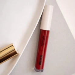 Petal Bouche Rouge à Lèvres Mat Sans Transfert -Dermalogica Boutique VIOLETTE FR PetalBouche Amourfou carre