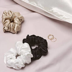 Mr Big Chouchou En Soie -Dermalogica Boutique Venus Gaia chouchou a9cad113 ebfd 4715 9535 240e08f55562